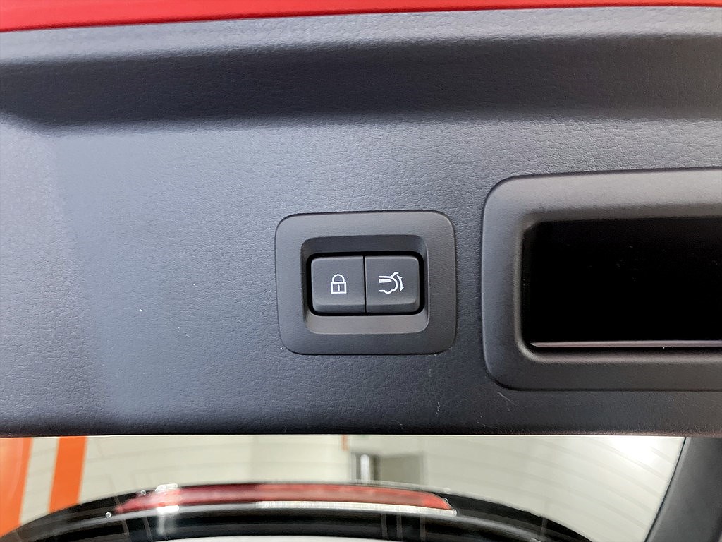 Bild på Sky + Tech Pack 2.0 150hk Aut - B-KAMERA, CARPLAY