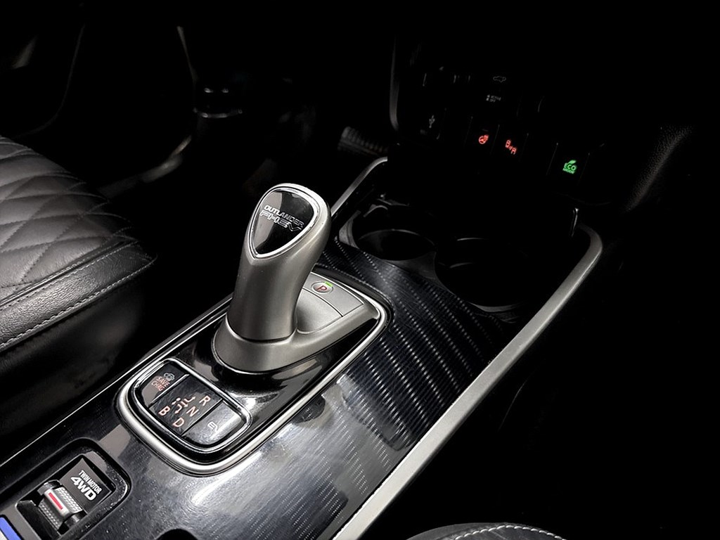 Bild på PHEV 224hk Aut AWD - B-KAMERA, ELSTOL