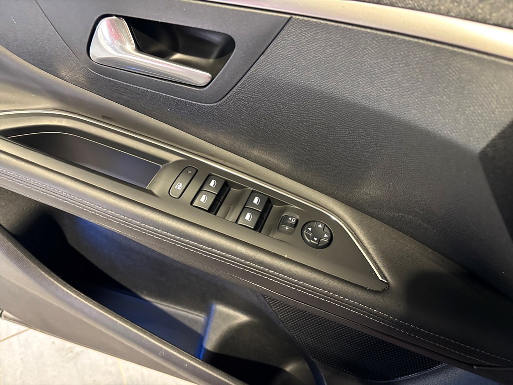 Bild på Allure 1.6 BHDi 120hk 8v Aut - P-SENSORER, FARTHÅLLARE