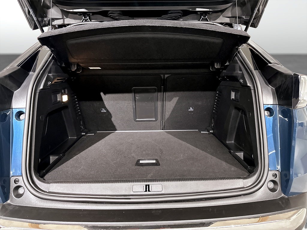 Bild på GT 1.2 PT 130hk Aut - B-KAMERA,NAVI,CARPLAY
