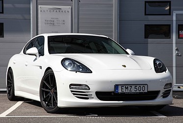 Porsche Panamera 4 V6 300HK