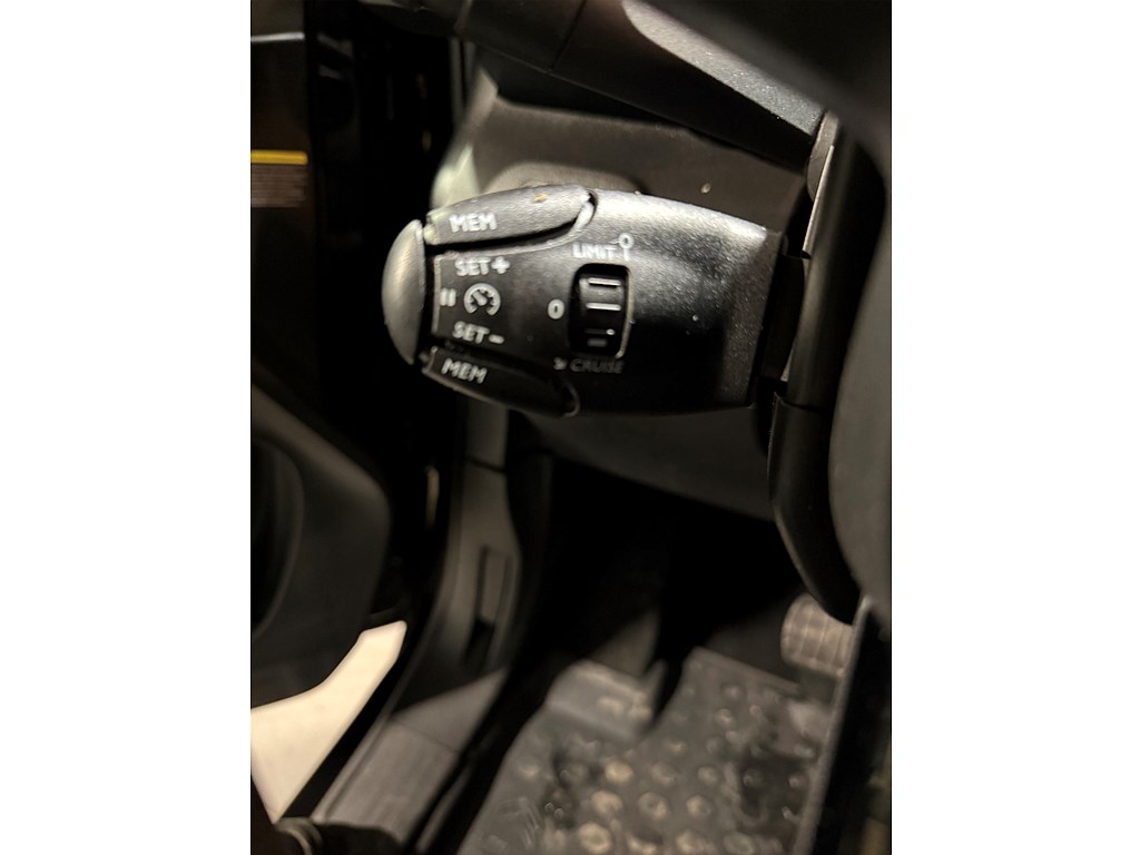 Bild på Shine 50kWh 136hk Aut - B-KAMERA, CARPLAY