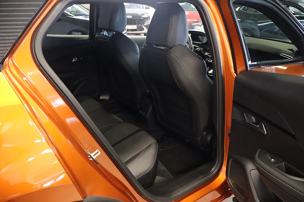 Bild på GT 1.2 PT 130hk Aut - B-KAMERA, CARPLAY, NAV