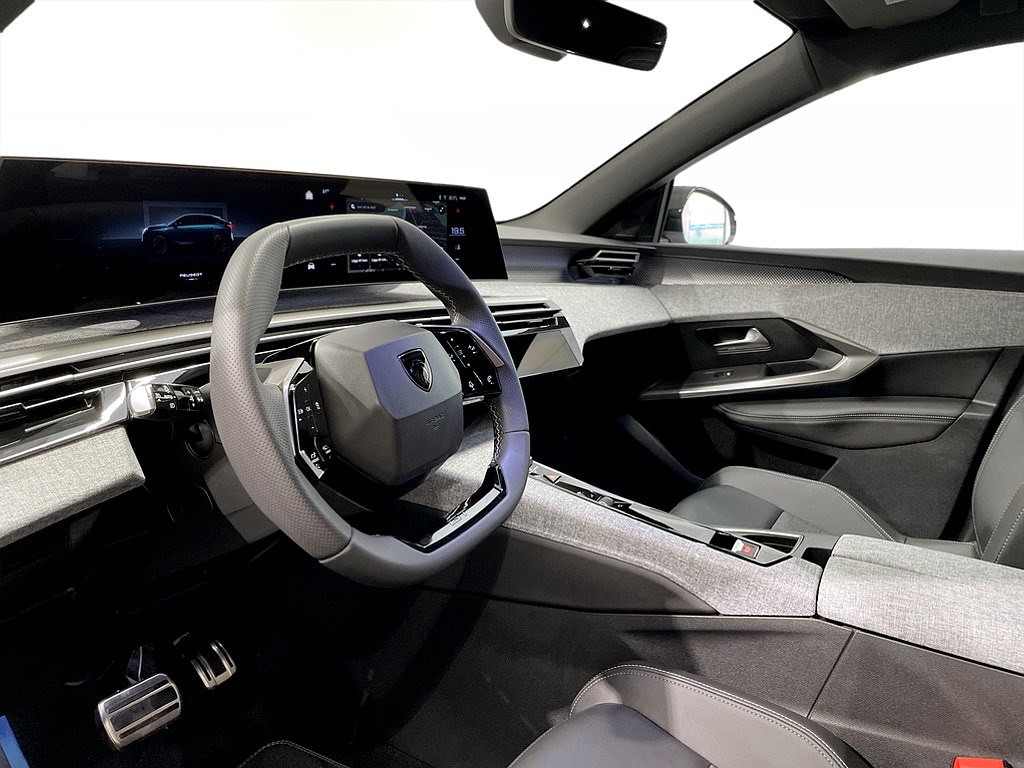 Bild på GT Hybrid 145hk Aut - B-KAMERA,CARPLAY,NAV