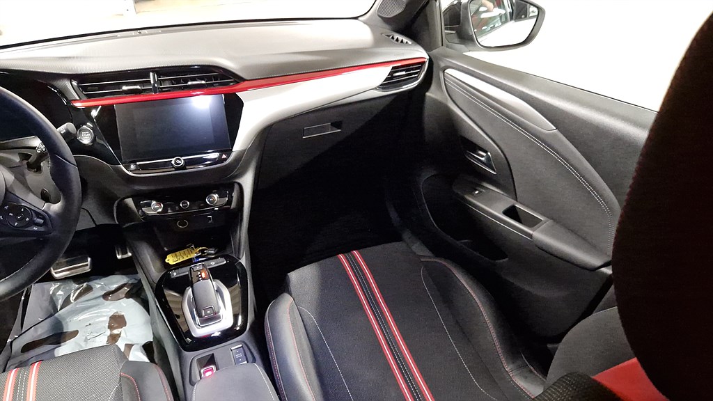 Bild på GSI 1.2 PT 130hk Aut - B-KAMERA,CARPLAY