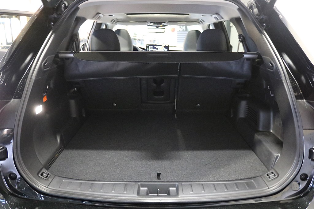 Bild på Instyle PHEV Aut 4WD - DEMO