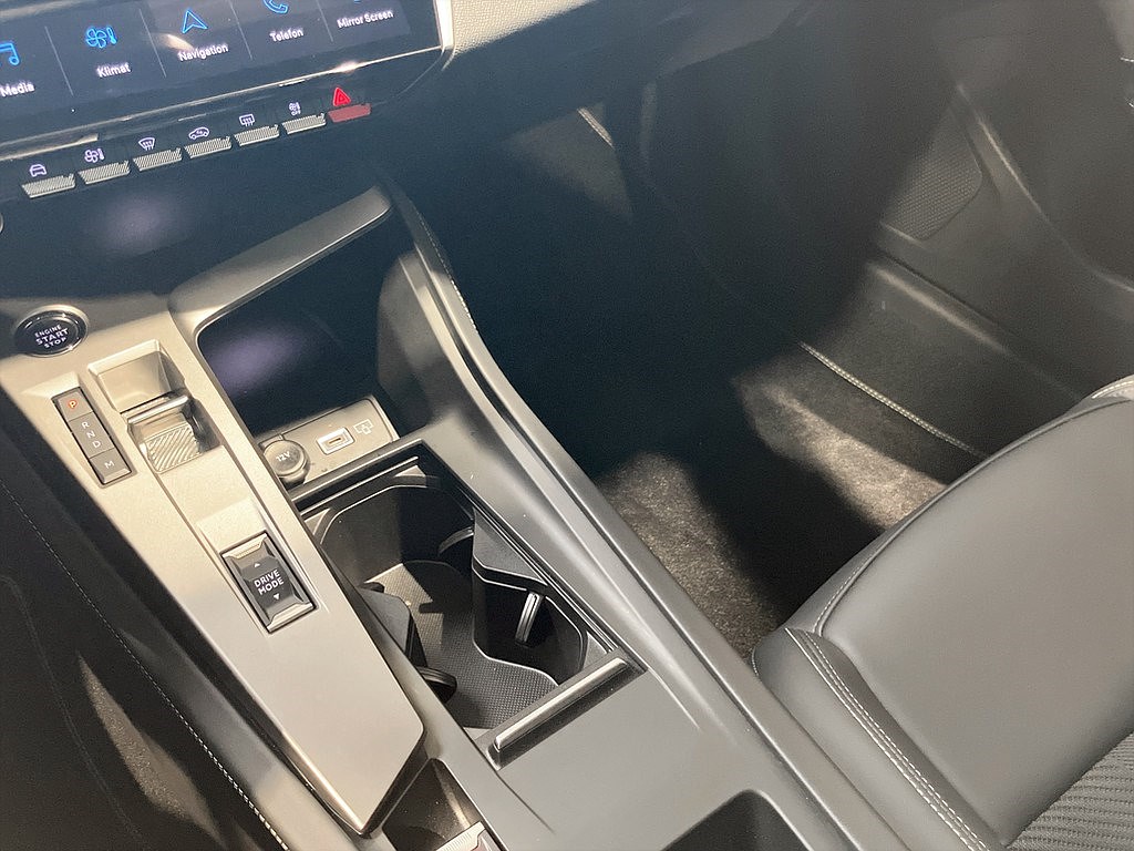Bild på GT 1.2 PT 130hk Aut - B-KAMERA, CARPLAY