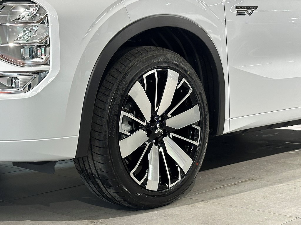 Bild på Instyle PHEV Aut 4WD - OMGÅENDE LEVERANS!