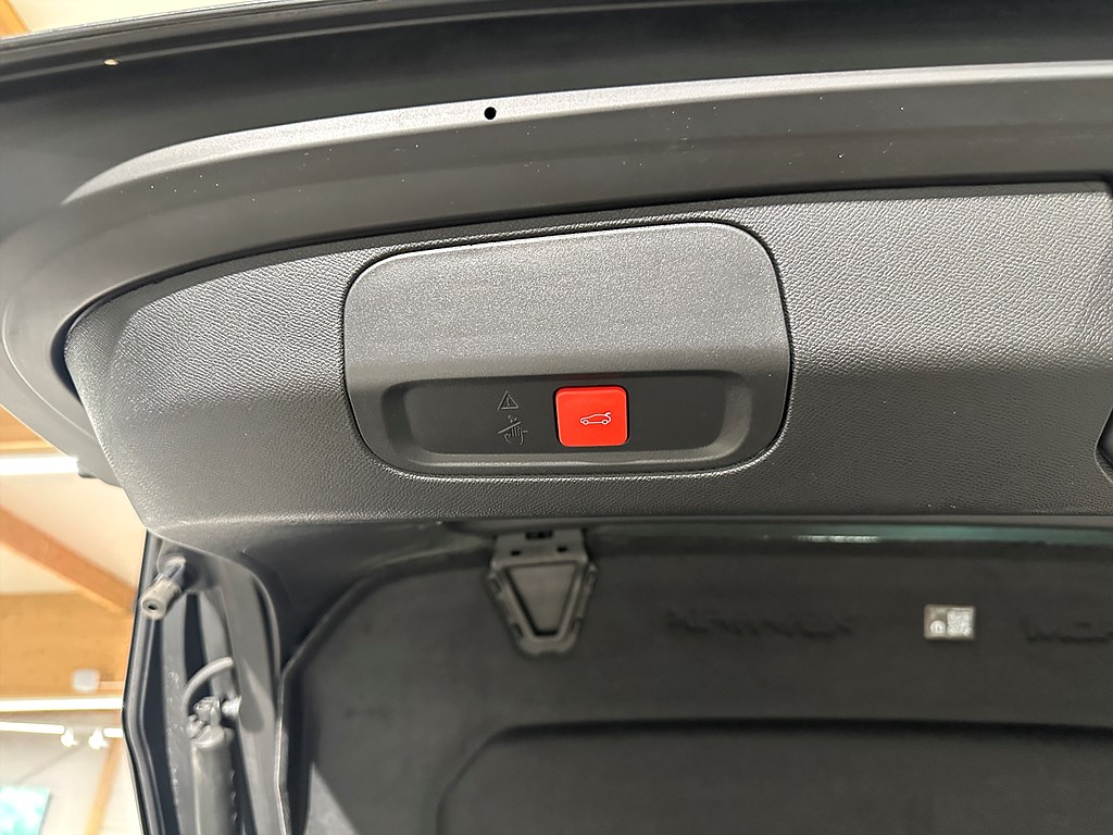 Bild på GT 1.2 PT 130hk Aut - B-KAMERA, CARPLAY