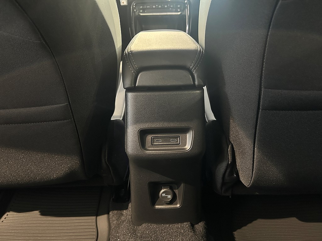 Bild på MAX Hybrid 136hk - DEMO