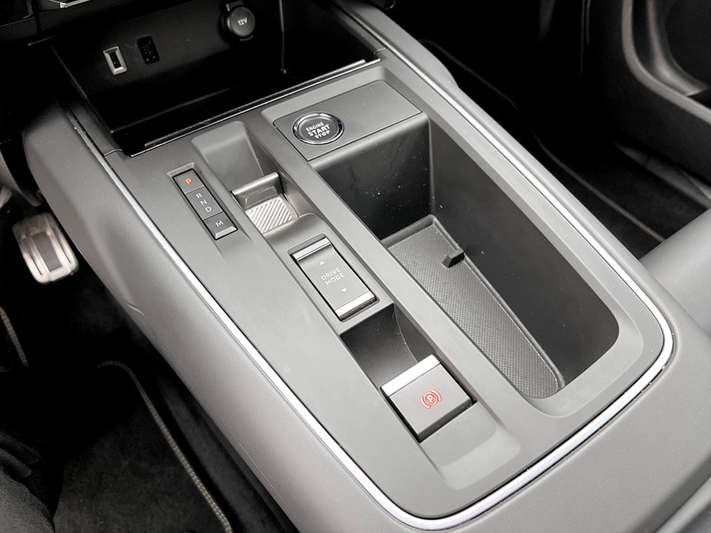 Bild på Aircross Shine 1.2 PT 130hk Aut - B-KAMERA, ELSTOL