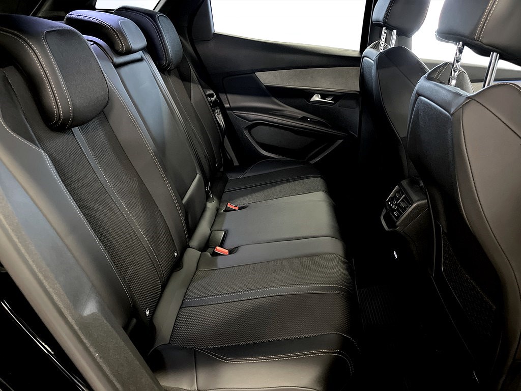 Bild på GT 1.2 PT 130hk Aut - B-KAMERA, CARPLAY