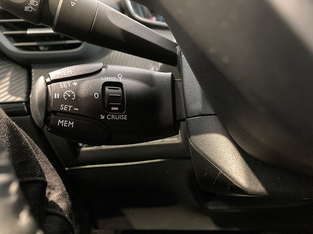 Bild på Active Pack 50kWh 136hk Aut - CARPLAY, BACKSENSORER
