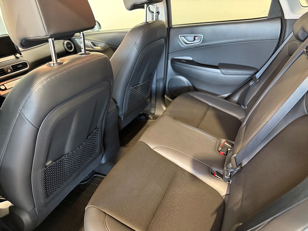 Bild på Electric Advanced 64 kWh 204hk - B-KAMERA, CARPLAY, NAV