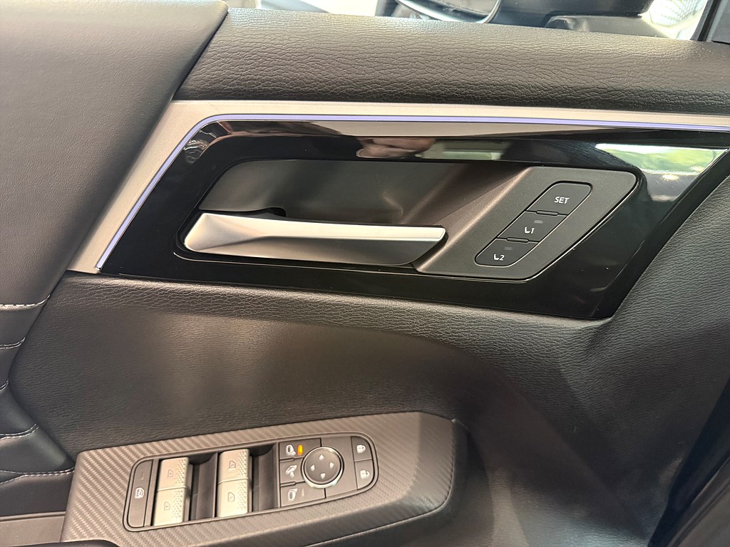 Bild på Instyle PHEV Aut 4WD - DEMO