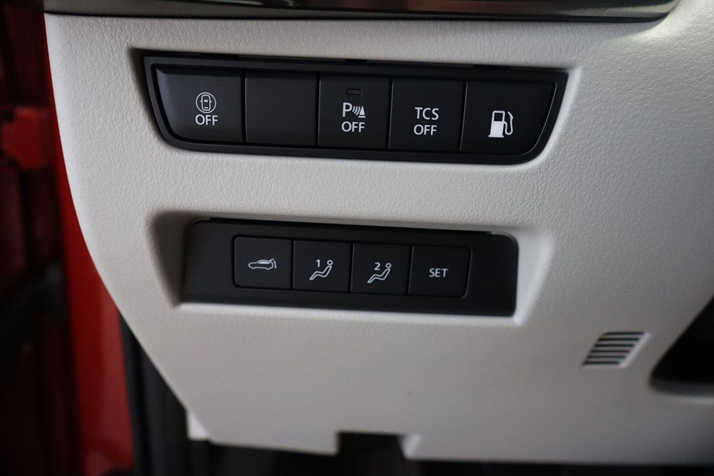 Bild på Takumi PHEV 2.5 327hk Aut AWD - 360-KAMERA, BOSE, PANO