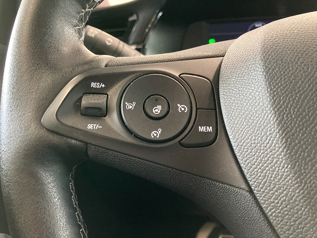 Bild på Ultimate 50kWh 136hk Aut - B-KAMERA,CARPLAY,NAV