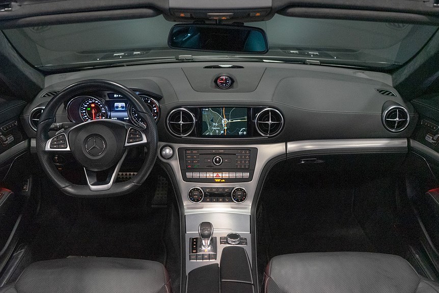 Mercedes-Benz SL 500 AMG Night 455hk