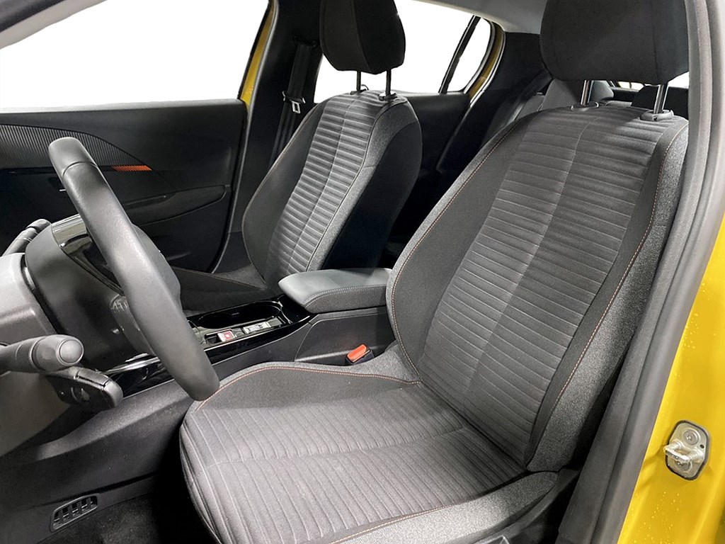 Bild på Active 50kWh 136hk Aut - CARPLAY, BACKSENSORER