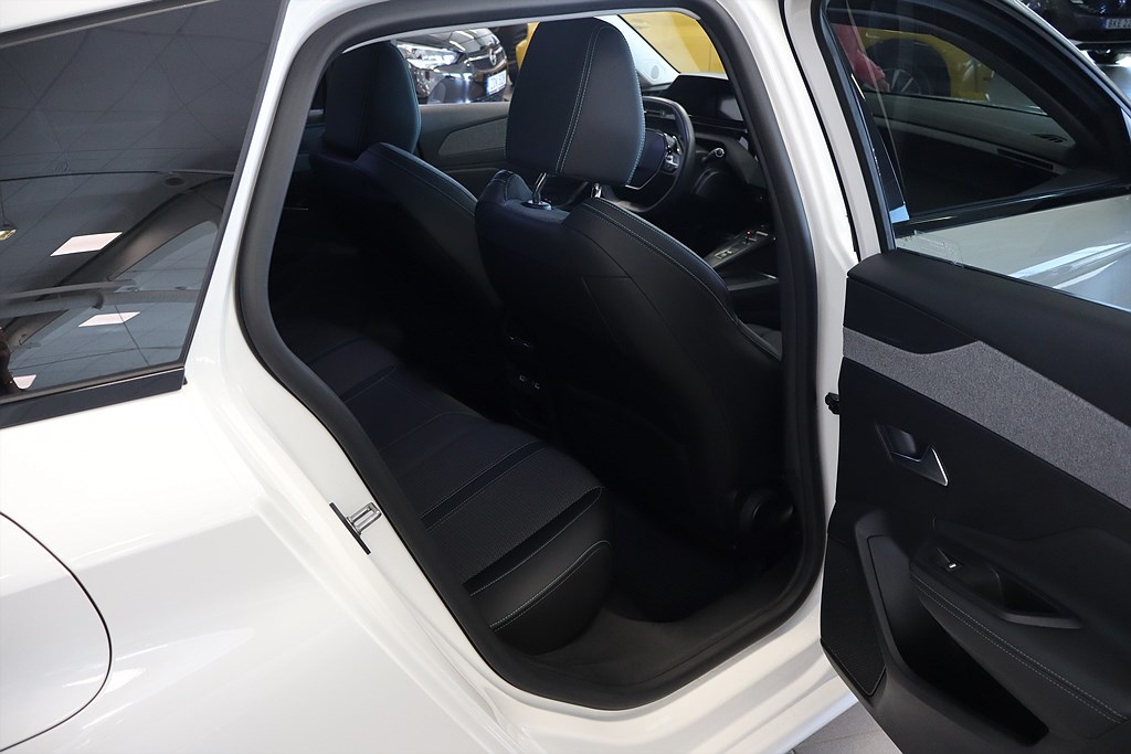 Bild på SW Allure Pack Hybrid 180hk Aut - B-KAMERA, CARPLAY, NAV