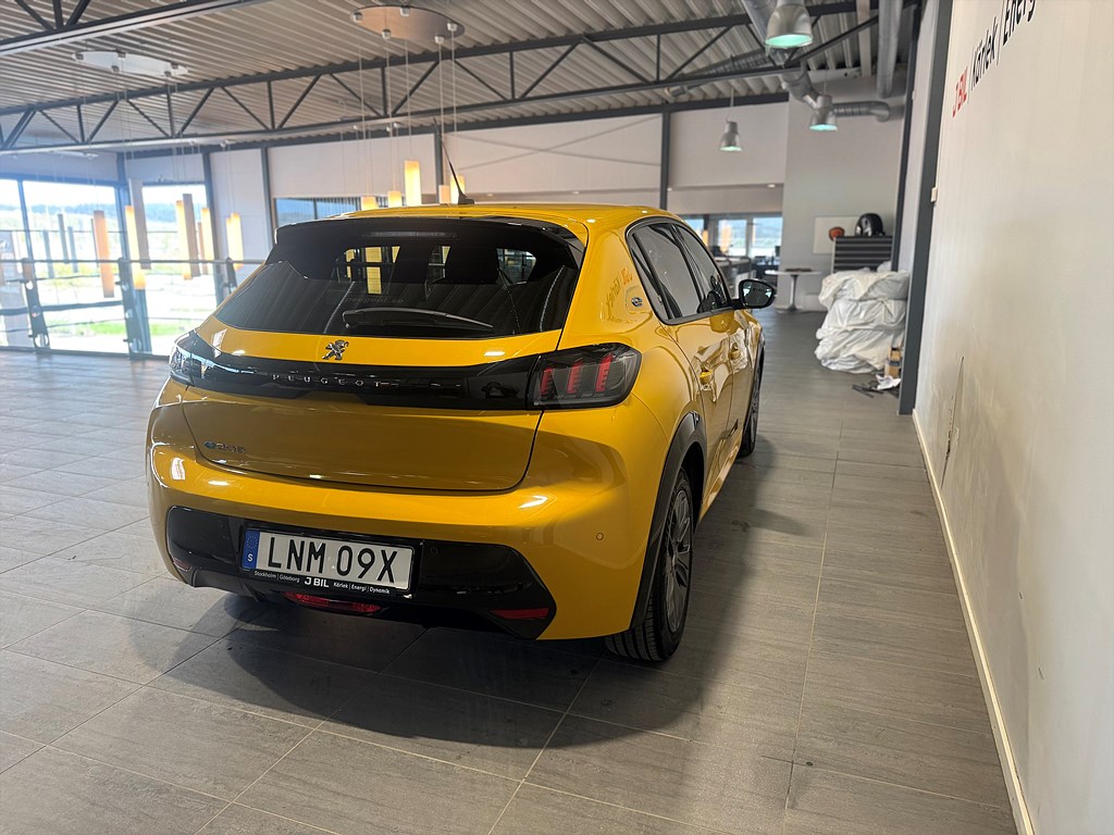 Bild på Allure Pack 50kWh 136hk Aut - B-KAMERA, CARPLAY
