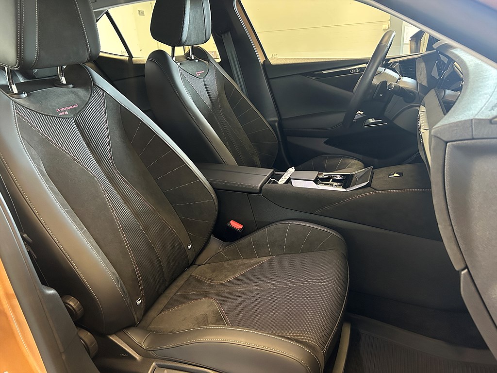 Bild på Performance Line 1.2 PT 130hk Aut - B-KAMERA, CARPLAY