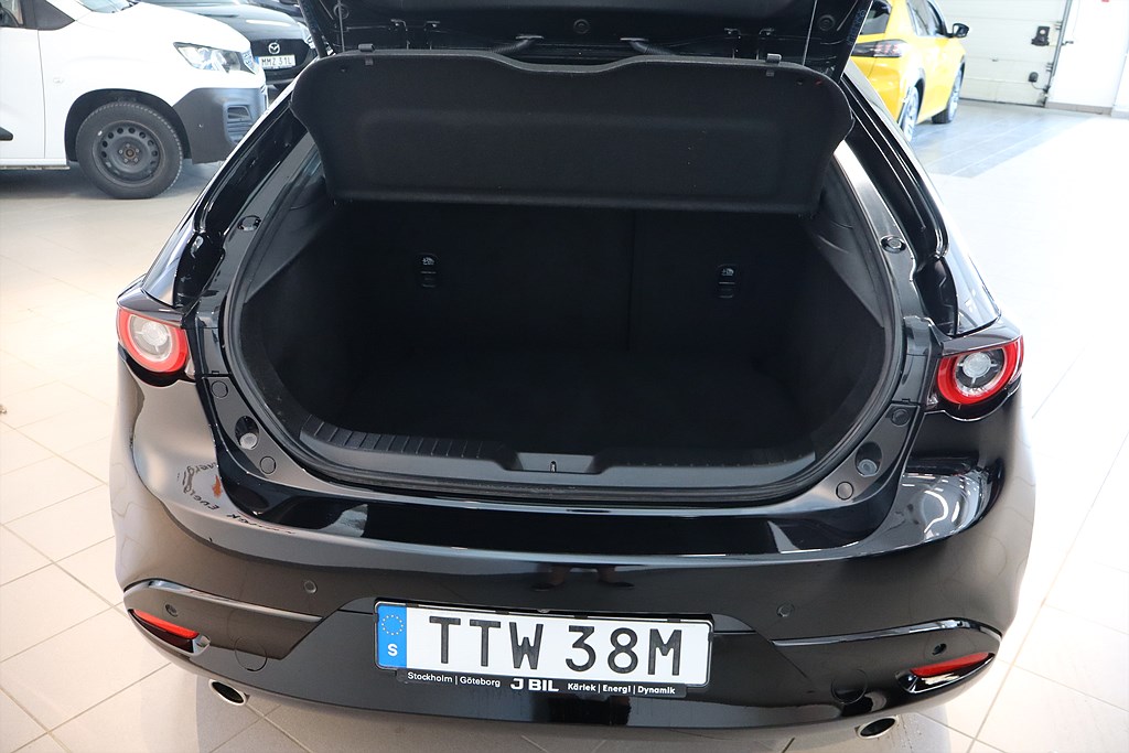 Bild på Hatchback Sky 2.0 SKYACTIV-G M Hybrid 150hk - B-KAMERA