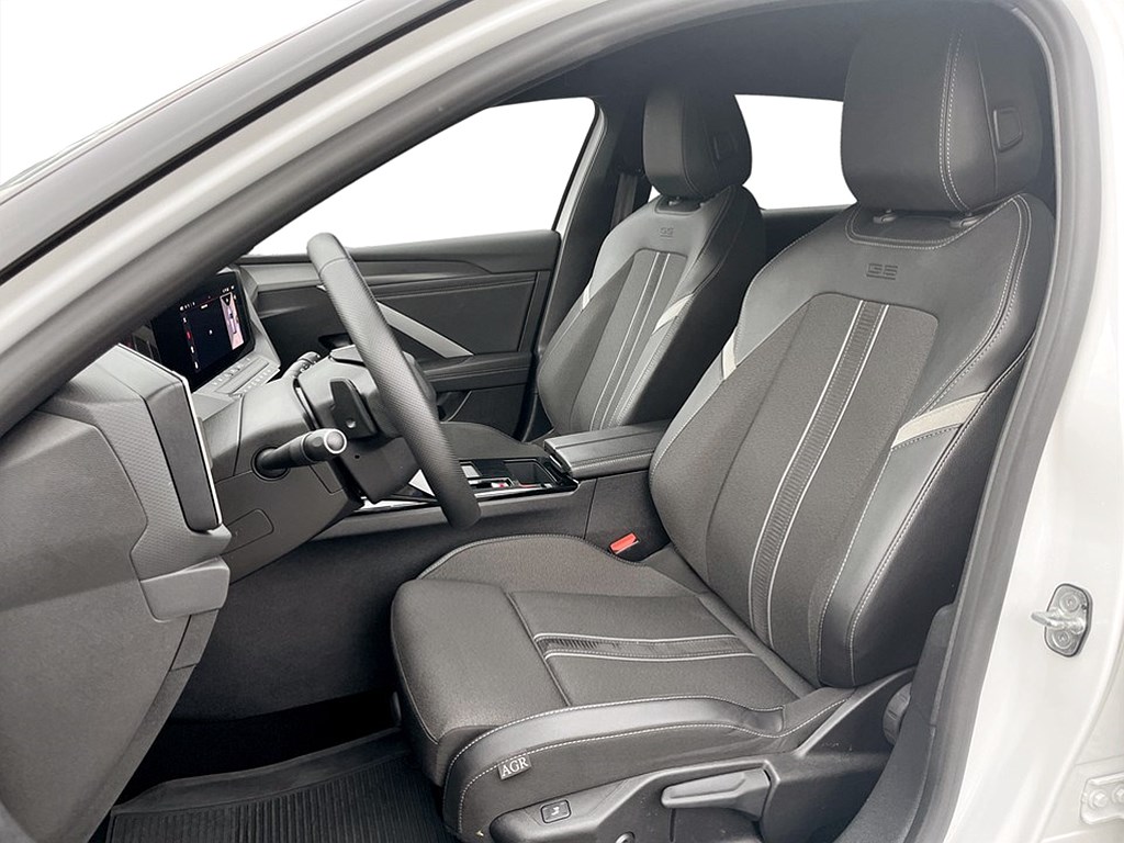 Bild på GS 5D 1.2 PT 130hk Aut - 360-KAMERA, NAV