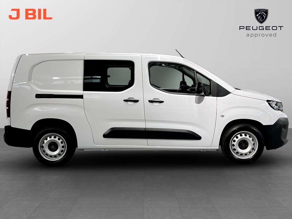 Bild på Crew Cab 1,5 BlueHDi 130hk Aut - EDITION! SERVICE & VINTERHJUL INGÅR!