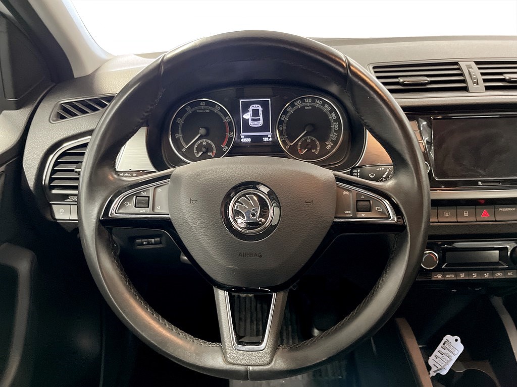 Bild på Style 1.0 TSI 95hk - CARPLAY, P-SENSORER BAK