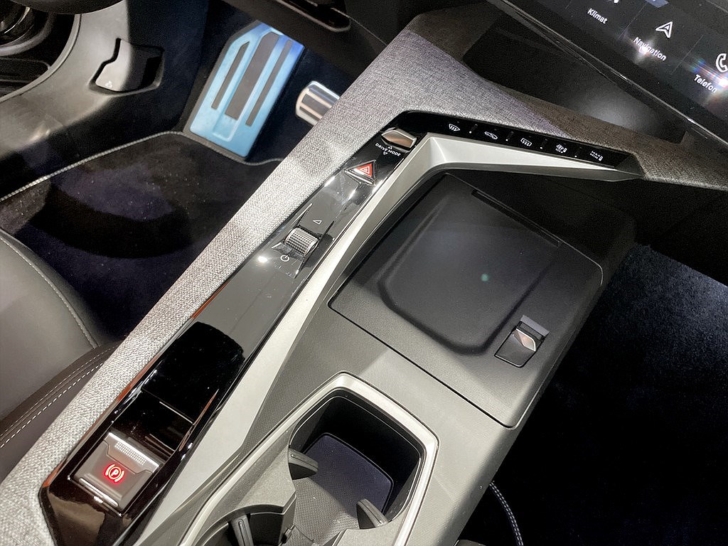 Bild på GT Hybrid 145hk Aut - B-KAMERA,CARPLAY,NAV