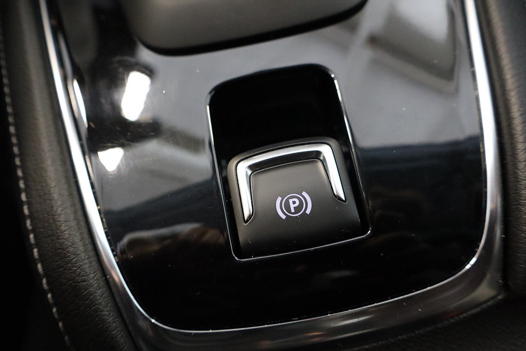 Bild på X Designline PHEV 300hk Aut AWD - B-KAMERA, CARPLAY