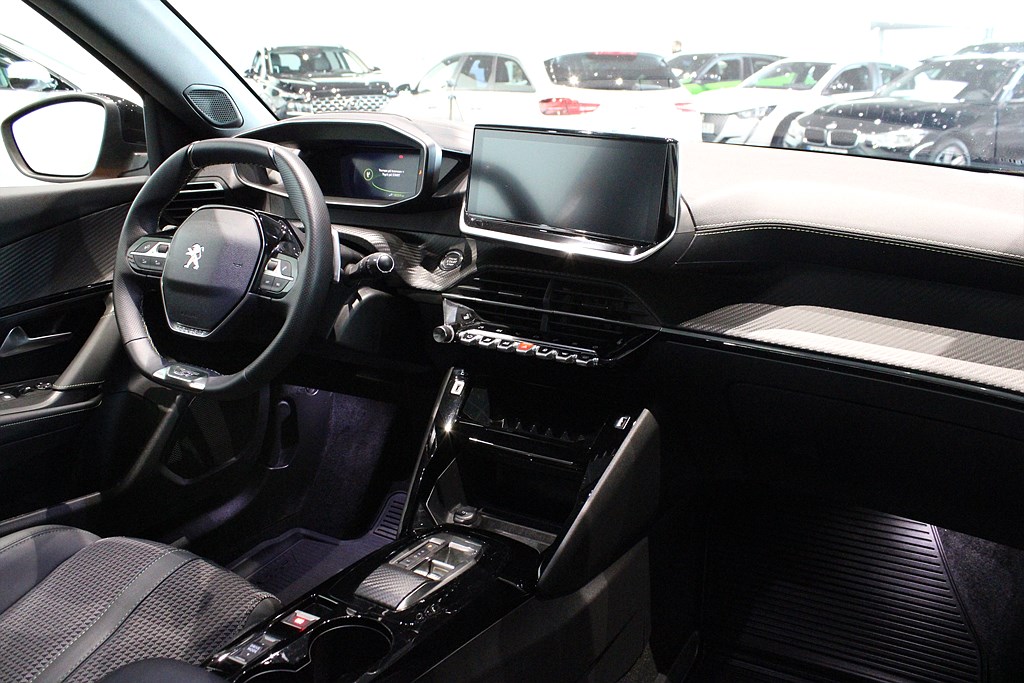 Bild på GT 1.2 PT 130hk Aut - B-KAMERA, CARPLAY