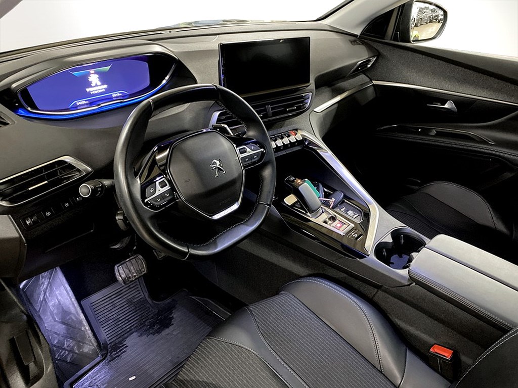 Bild på Allure Pack Hybrid4 300hk Aut 4WD - B-KAMERA, PANO