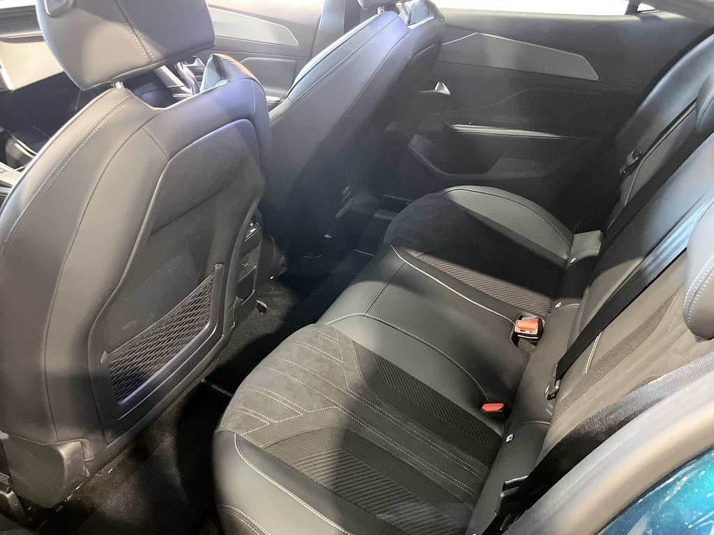Bild på GT 1.2 PT 130hk Aut - B-KAMERA, CARPLAY