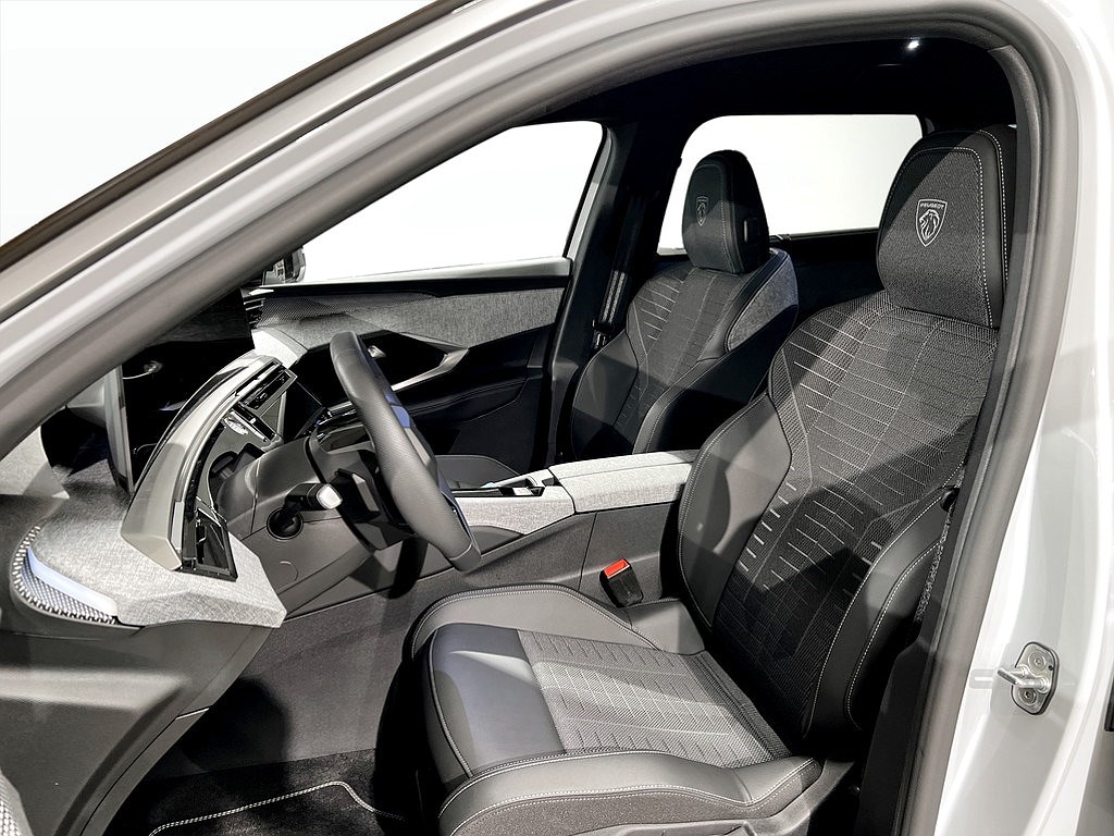 Bild på GT Hybrid 145hk Aut - 7-SITS, WIDESCREEN