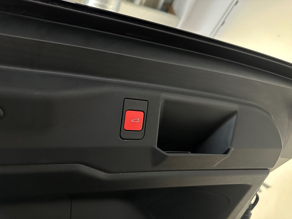 Bild på GT Hybrid 136hk e-DSC Aut - 7-SITS, B-KAMERA
