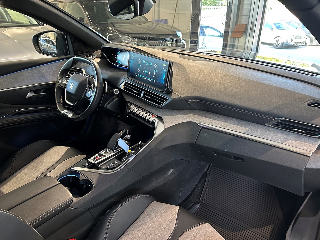 Bild på GT Hybrid4 300hk Aut AWD - B-KAMERA, CARPLAY