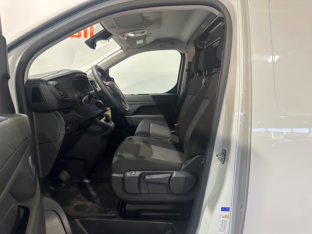 Bild på New Business L3 2.0 BHDi 145hk Aut - DRAG