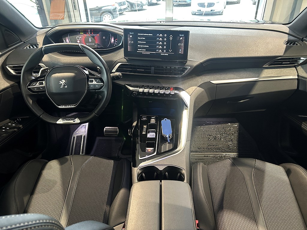 Bild på GT 1.2 PT 130hk Aut - B-KAMERA,NAVI,CARPLAY
