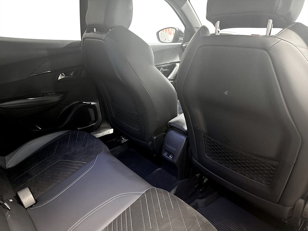 Bild på GT 1.2 PT 130hk Aut - B-KAMERA, CARPLAY