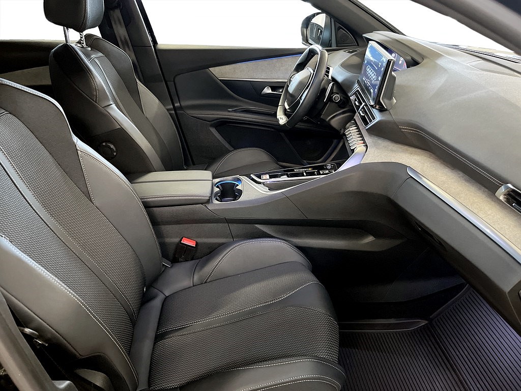Bild på GT 1.2 PT 130hk Aut - B-KAMERA, CARPLAY