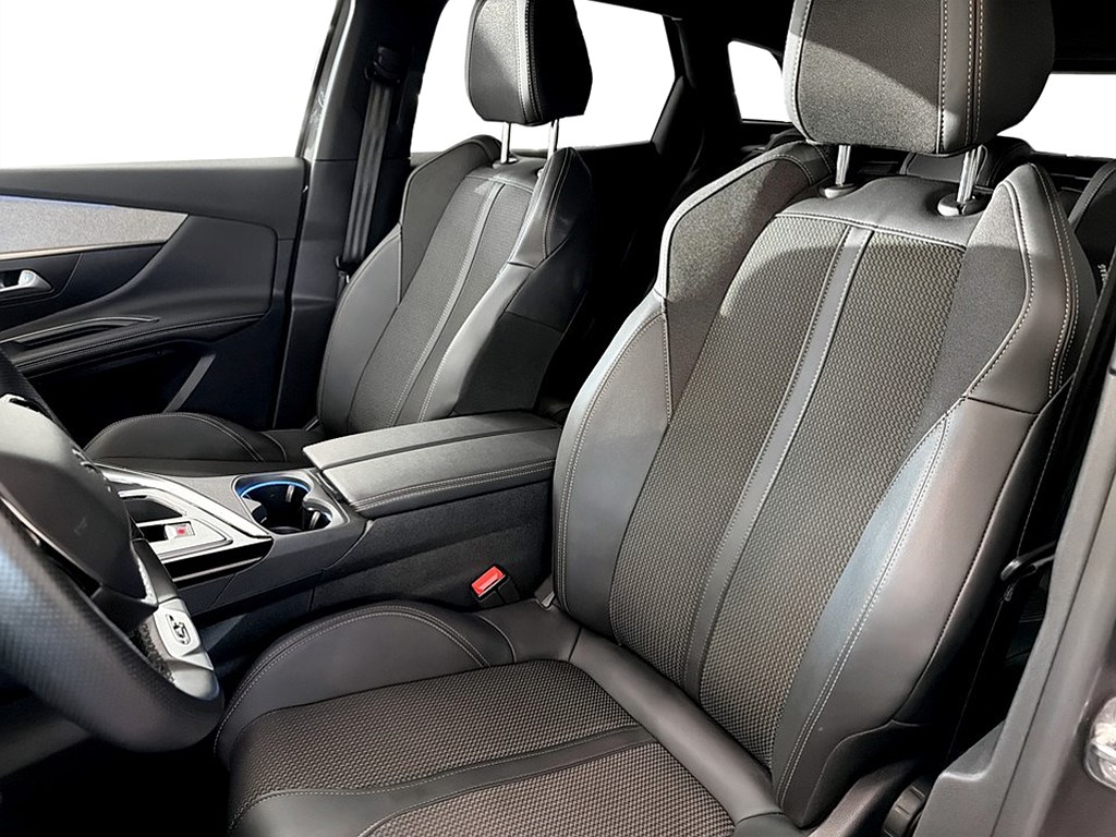 Bild på GT 1.2 PT 130hk Aut - B-KAMERA, CARPLAY