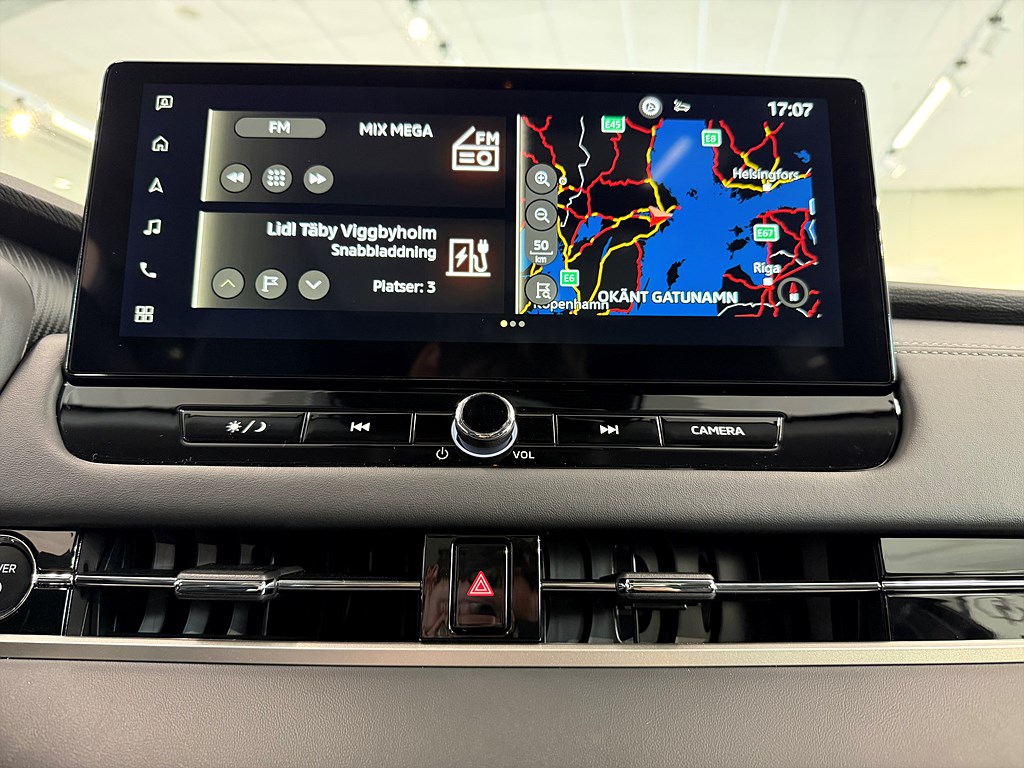 Bild på Instyle PHEV Aut 4WD - DEMO