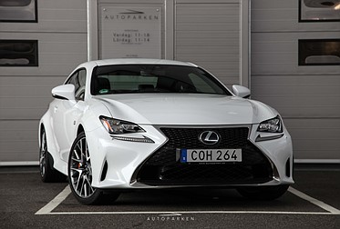 Lexus RC 200T F-Sport 1-Ägare Svensksåld