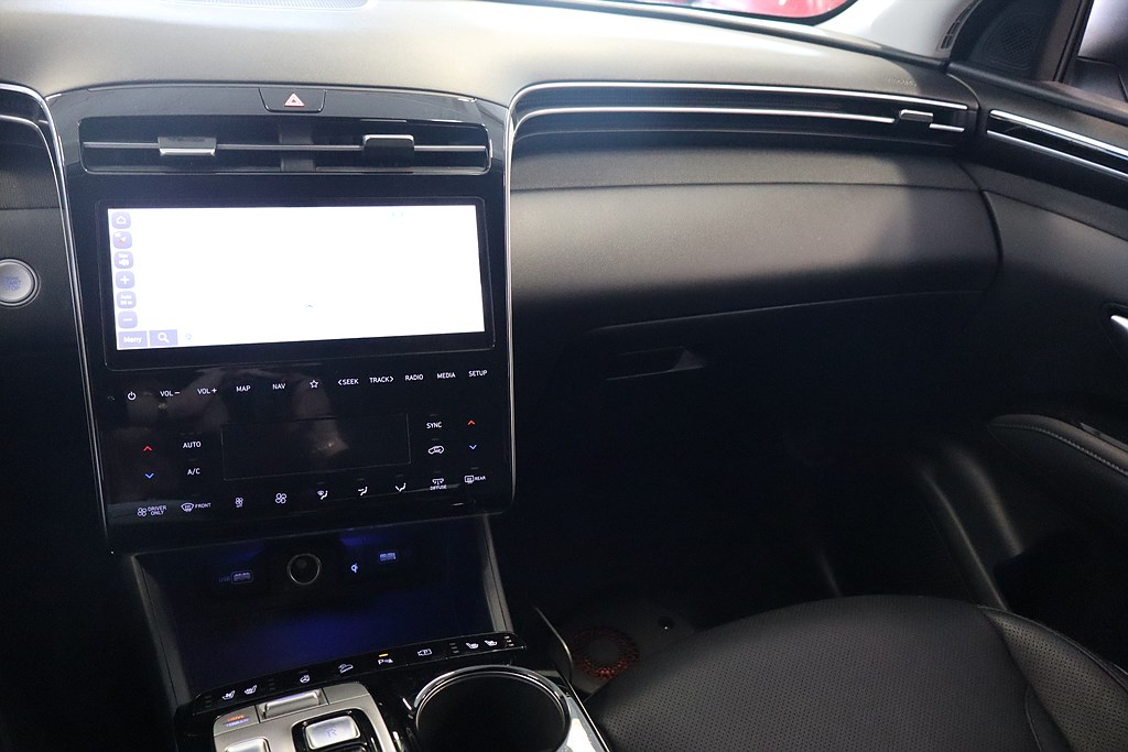 Bild på Advanced hybrid 230hk Aut AWD - DRAG, B-KAMERA, 1 ÄGARE