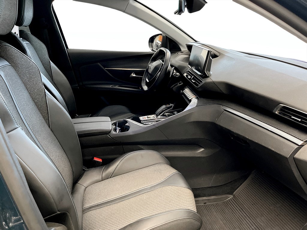 Bild på Allure Hybrid 225hk Aut - 360-KAMERA, CARPLAY