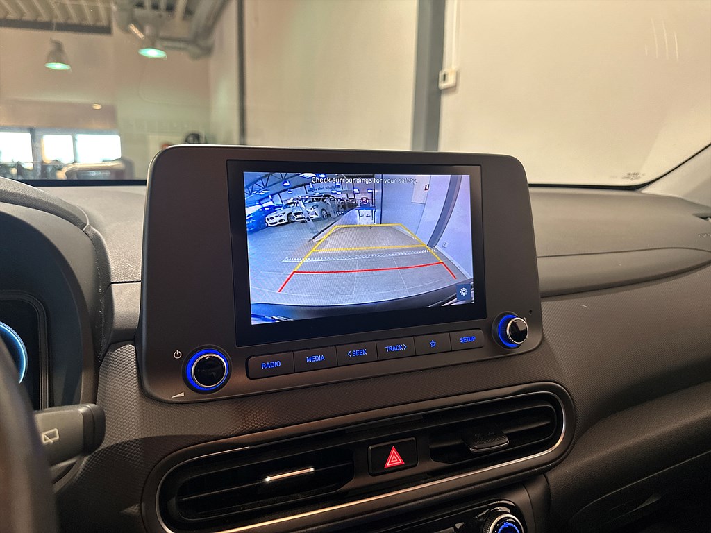 Bild på Essential 1.0 T-GDI 120hk Aut - B-KAMERA, CARPLAY, NAV