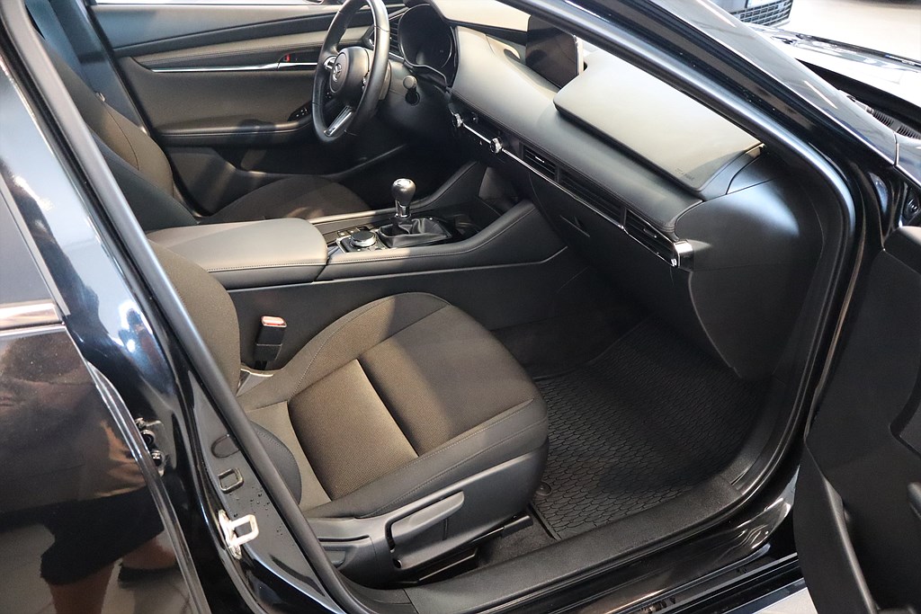 Bild på Hatchback Sky 2.0 SKYACTIV-G M Hybrid 150hk - B-KAMERA