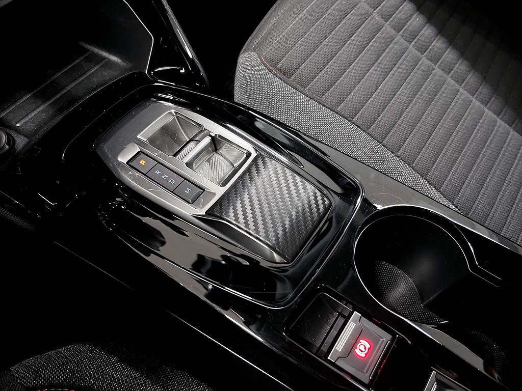 Bild på Active Pack 1.2 PT 130hk Aut - CARPLAY, FARTHÅLLARE